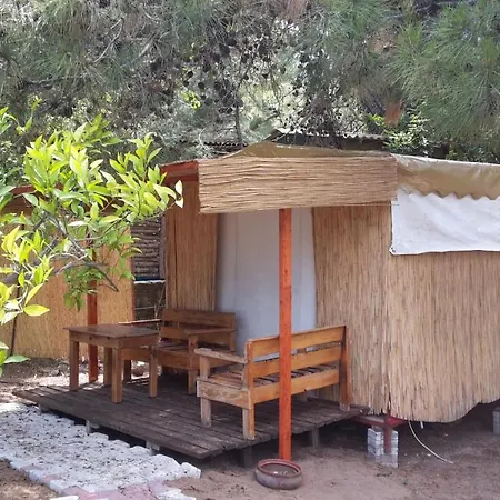 Campeggio Secret Garden &